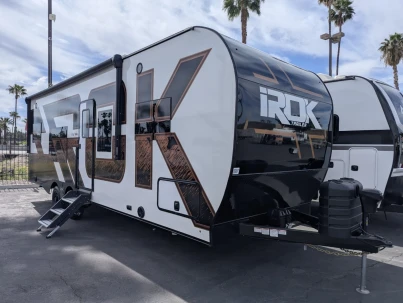 iROK FS Classic Line toy hauler