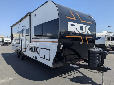 iROK FS Luxe toy hauler